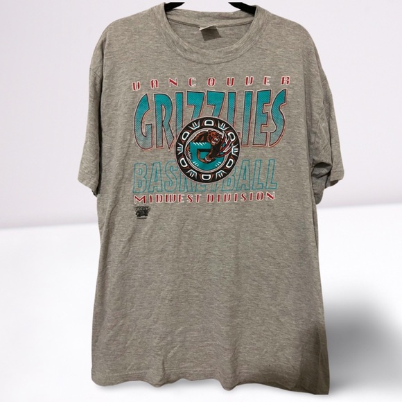 Vintage 90’s CGW Vancouver Grizzlies Grey Graphic T-Shirt - Picture 2 of 4